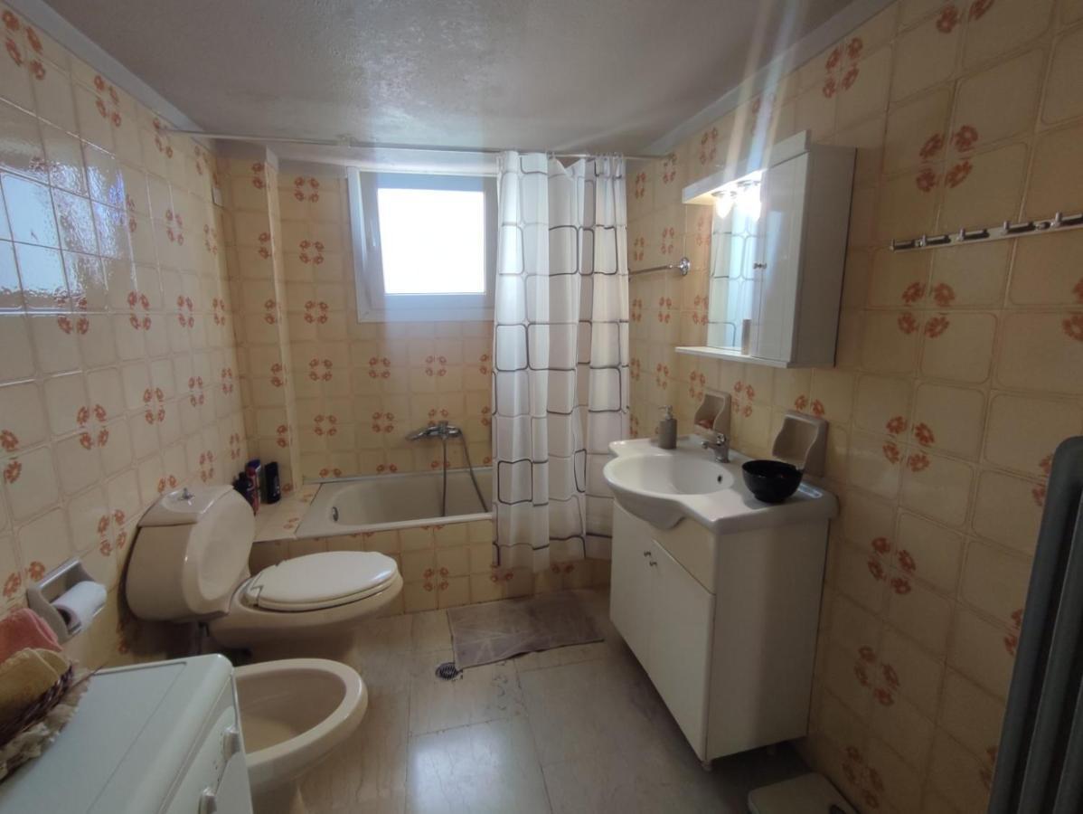 Appartement 2 Br110 Sqm Free Parking Full Clima à Patras Extérieur photo