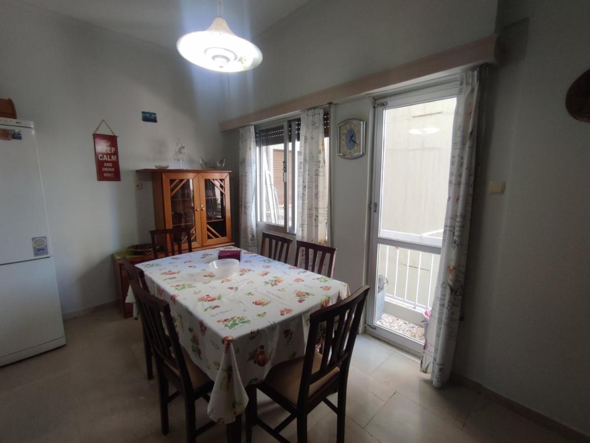 Appartement 2 Br110 Sqm Free Parking Full Clima à Patras Extérieur photo