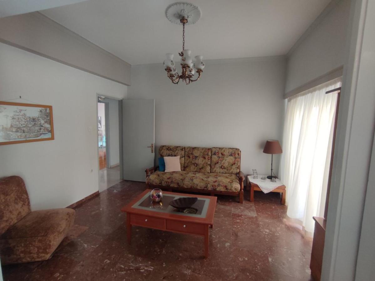 Appartement 2 Br110 Sqm Free Parking Full Clima à Patras Extérieur photo